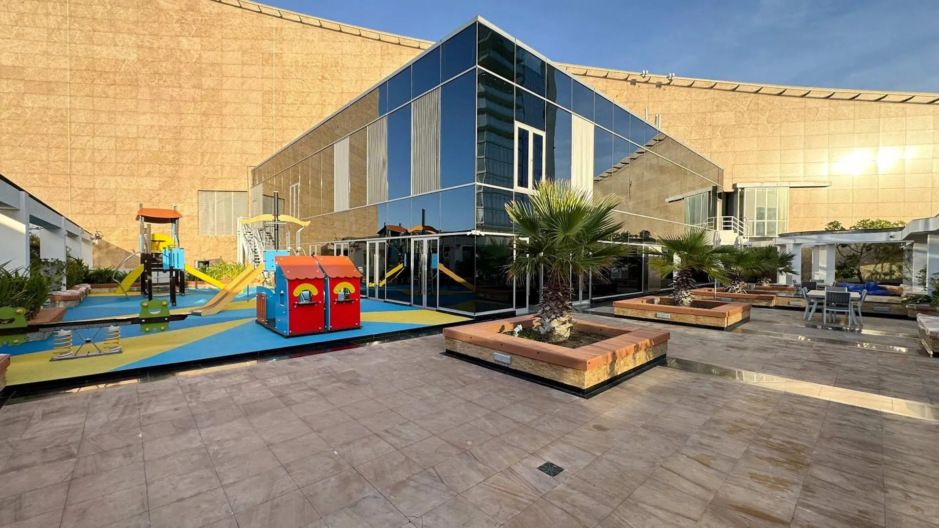 King Bed & Modern Comfort Studio In Difc Downtown Dubaï
